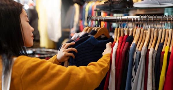 Zara s'attaque au marché des vêtements de seconde main en France