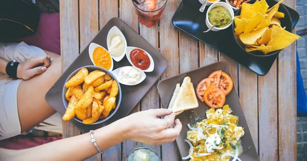 Les food courts aiguisent les appétits