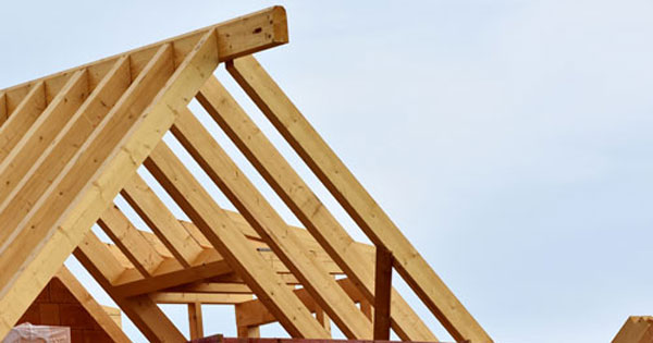 Le marché des maisons en bois : les constructeurs veulent réduire leur dépendance à la maison individuelle