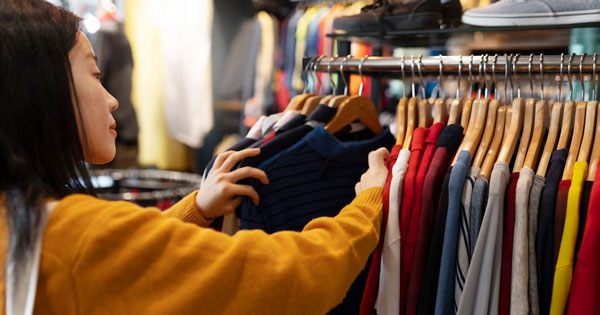 Zara s'attaque au marché des vêtements de seconde main en France