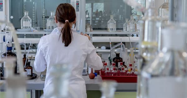 Industrie Chimique : retour aux niveaux d'avant crise en 2023